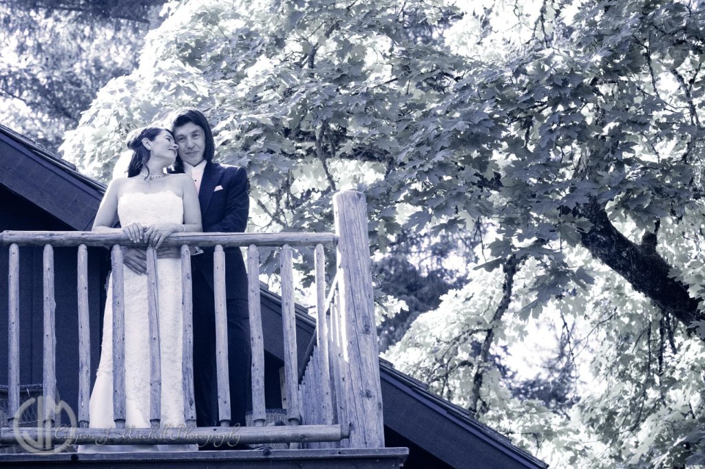 0566_RJsm romantic wedding photo