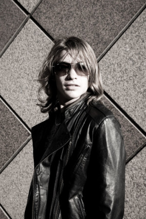 Stylized Sepia pose with sunglasses